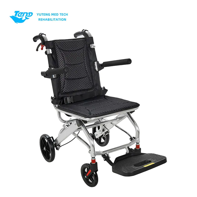 Fauteuil roulant léger pliable