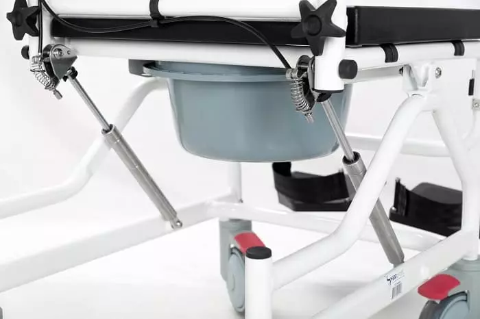 rolling-shower-commode-chair